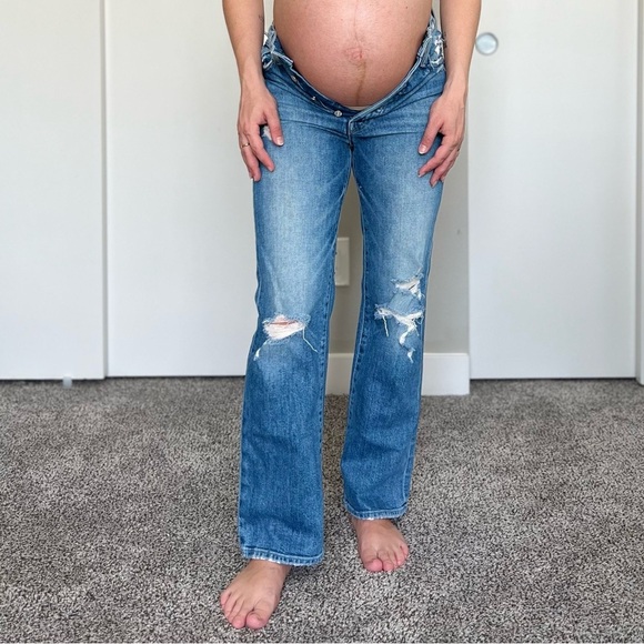 MOTHER Denim - Mother Superior The Rambler Ankle Jeans - Distressed Medium Blue Wash - Size 26